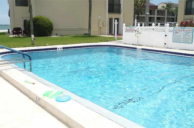 $3,000 | 845 South Gulfview Boulevard, Unit 110, Clearwater Beach, FL 33767