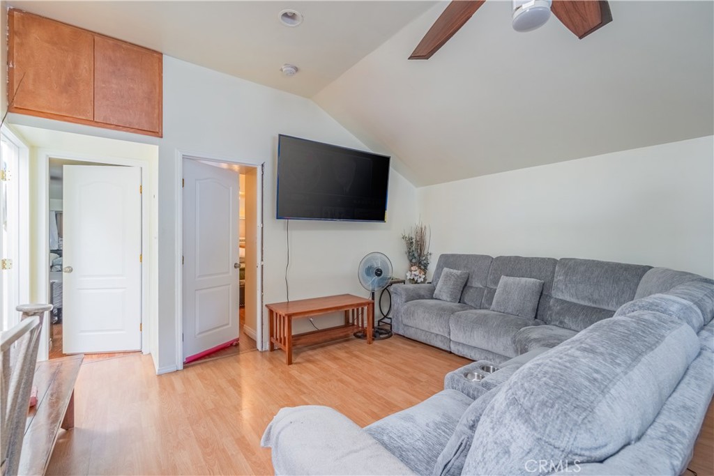 2344 Kaydel Road Whittier, CA 90601 - Photo 9 of 42