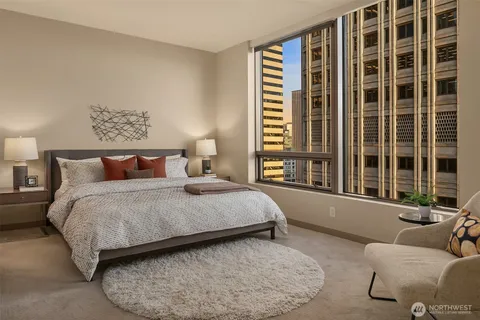 $1,645,000 | 1000 1st Avenue, Unit 1901, Seattle, WA 98104