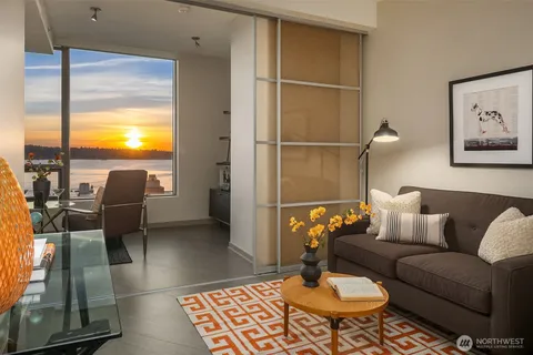 $1,645,000 | 1000 1st Avenue, Unit 1901, Seattle, WA 98104