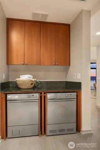 $1,795,000 | 1000 1st Avenue, Unit 1901, Seattle, WA 98104