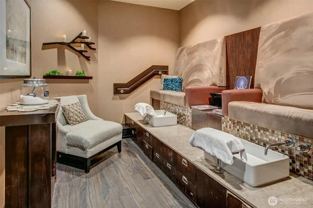 $1,795,000 | 1000 1st Avenue, Unit 1901, Seattle, WA 98104