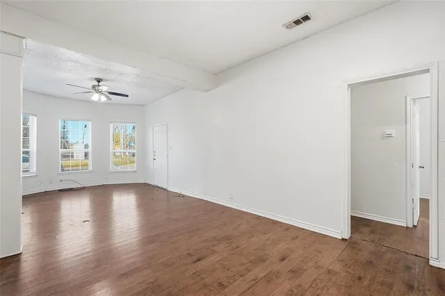 $1,050 | 900 West Morgan Street, Denison, TX 75020