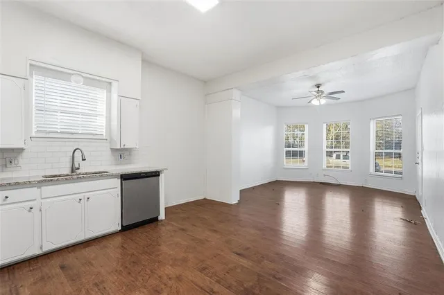 $1,050 | 900 West Morgan Street, Denison, TX 75020