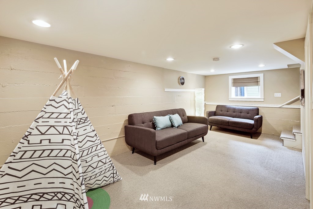 930 North 84th Street Seattle, WA 98103 - Photo 13 of 20 Gallery Image 13