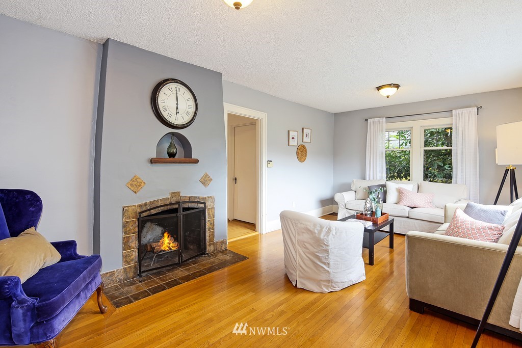 930 North 84th Street Seattle, WA 98103 - Photo 4 of 20 Gallery Image 4