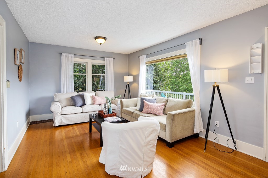 930 North 84th Street Seattle, WA 98103 - Photo 5 of 20 Gallery Image 5