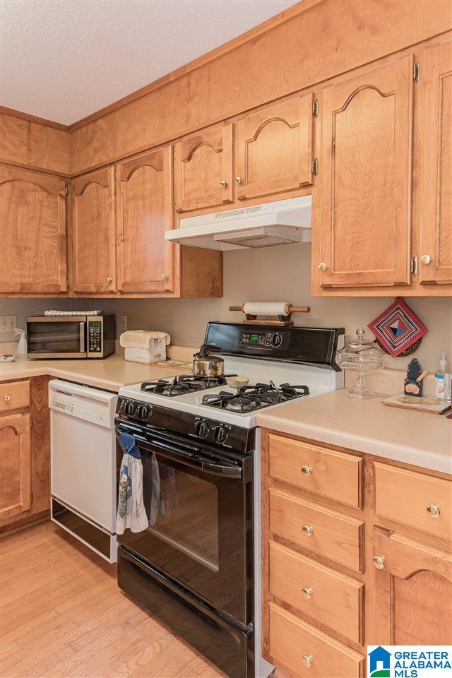 2439 Rockcreek Road Birmingham, AL 35226 - Photo 19 of 36