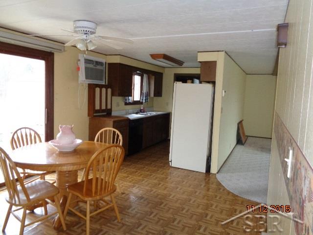 12192 Brant Road St. Charles, MI 48655 - Photo 4 of 15 31270498-3.JPG