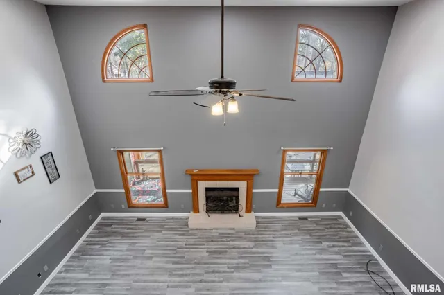 $489,900 | 1901 Spring Garden Road, Marion, IL 62959