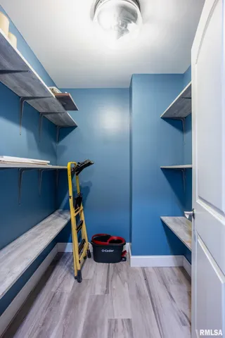 $489,900 | 1901 Spring Garden Road, Marion, IL 62959