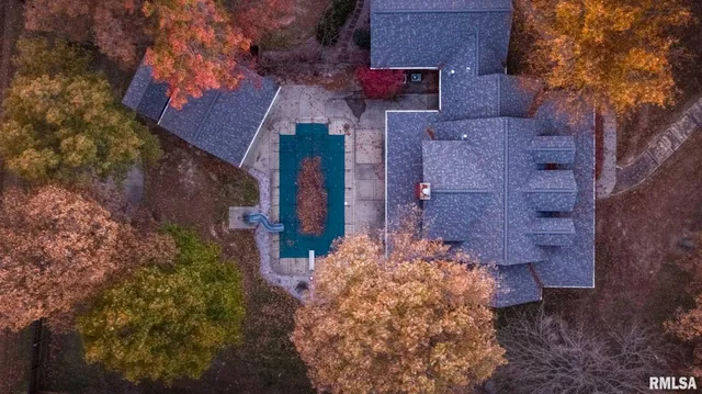 $489,900 | 1901 Spring Garden Road, Marion, IL 62959