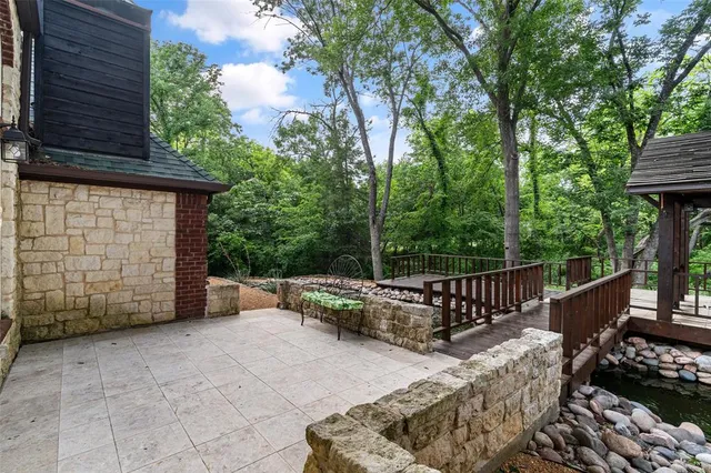 a view of backyard with furniture