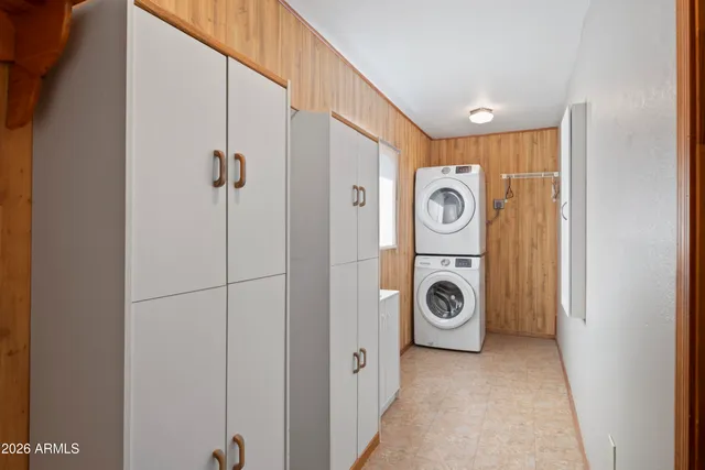 $279,900 | 18467 Niblick Way, Peeples Valley, AZ 86332