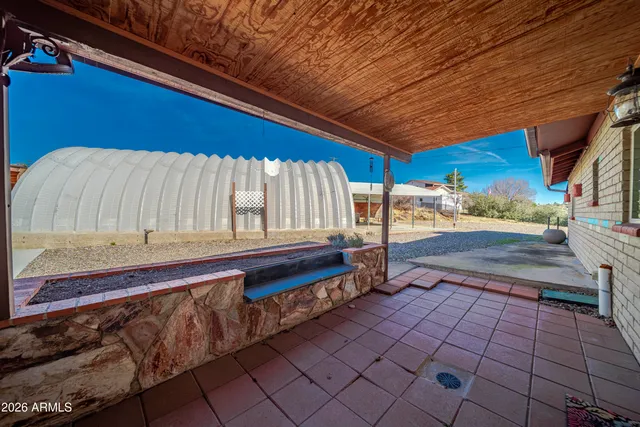 $279,900 | 18467 Niblick Way, Peeples Valley, AZ 86332