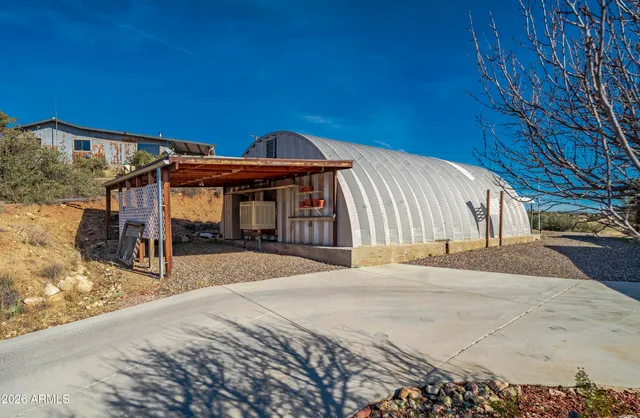 $279,900 | 18467 Niblick Way, Peeples Valley, AZ 86332