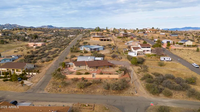 $279,900 | 18467 Niblick Way, Peeples Valley, AZ 86332