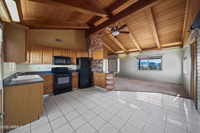 $279,900 | 18467 Niblick Way, Peeples Valley, AZ 86332