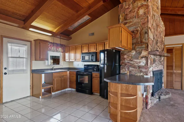 $279,900 | 18467 Niblick Way, Peeples Valley, AZ 86332