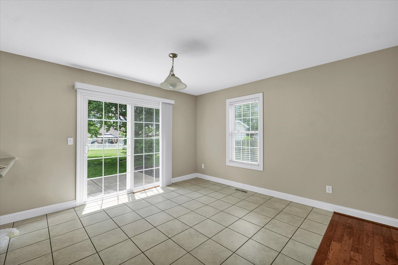 1208 Waters Edge Road Champaign, IL 61822 - Photo 11 of 53 Gallery Image 11