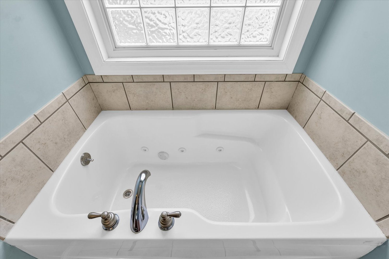1208 Waters Edge Road Champaign, IL 61822 - Photo 27 of 53 Gallery Image 27