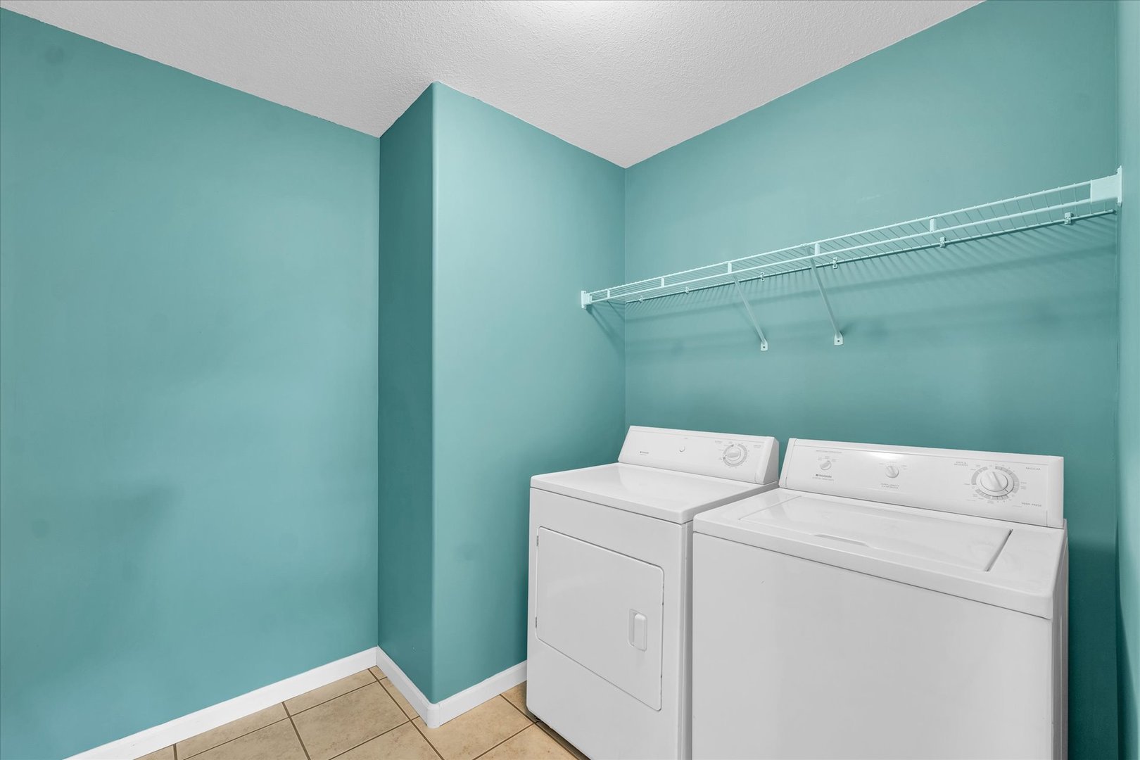 1208 Waters Edge Road Champaign, IL 61822 - Photo 32 of 53 Gallery Image 32
