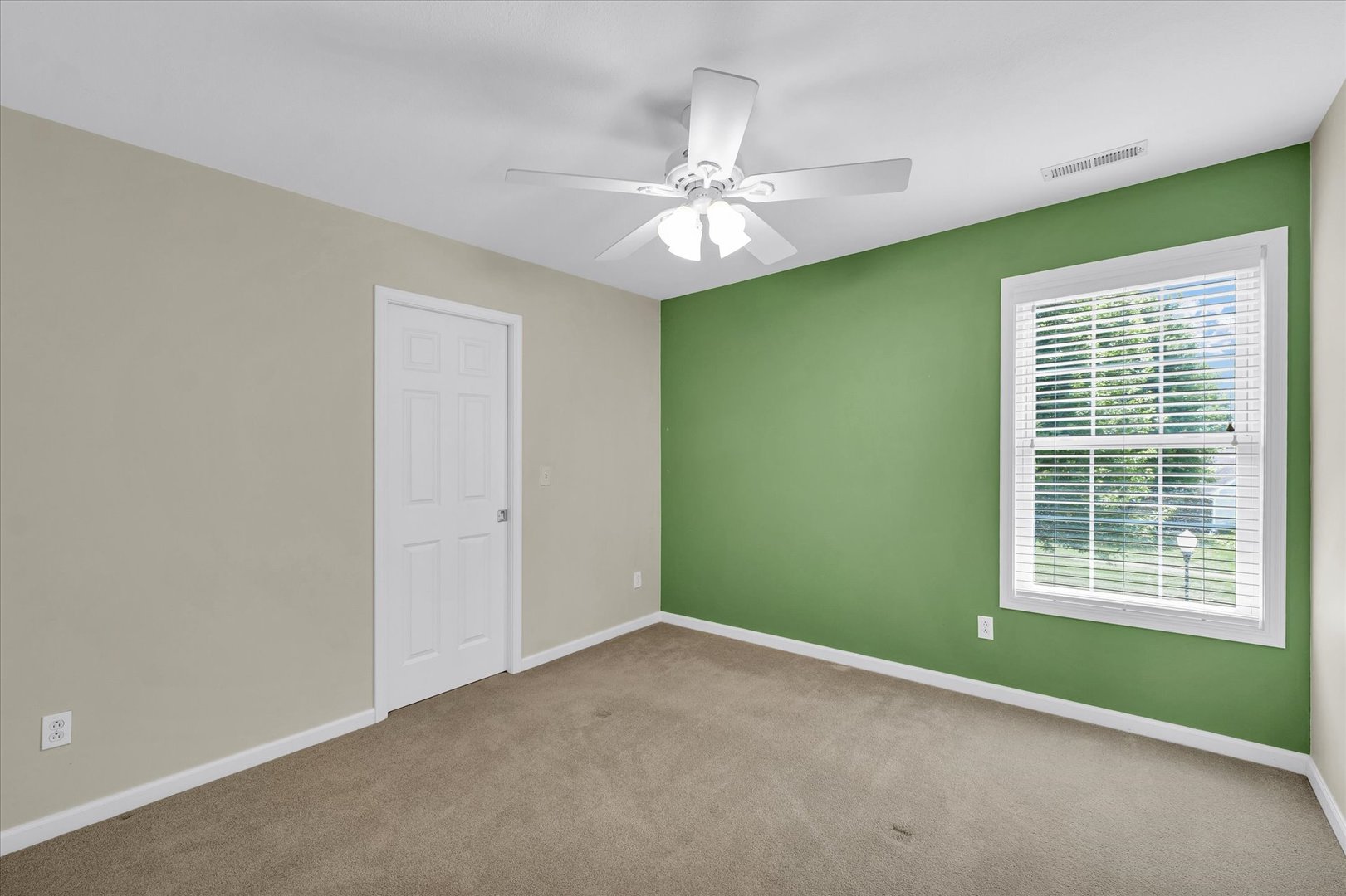 1208 Waters Edge Road Champaign, IL 61822 - Photo 40 of 53 Gallery Image 40
