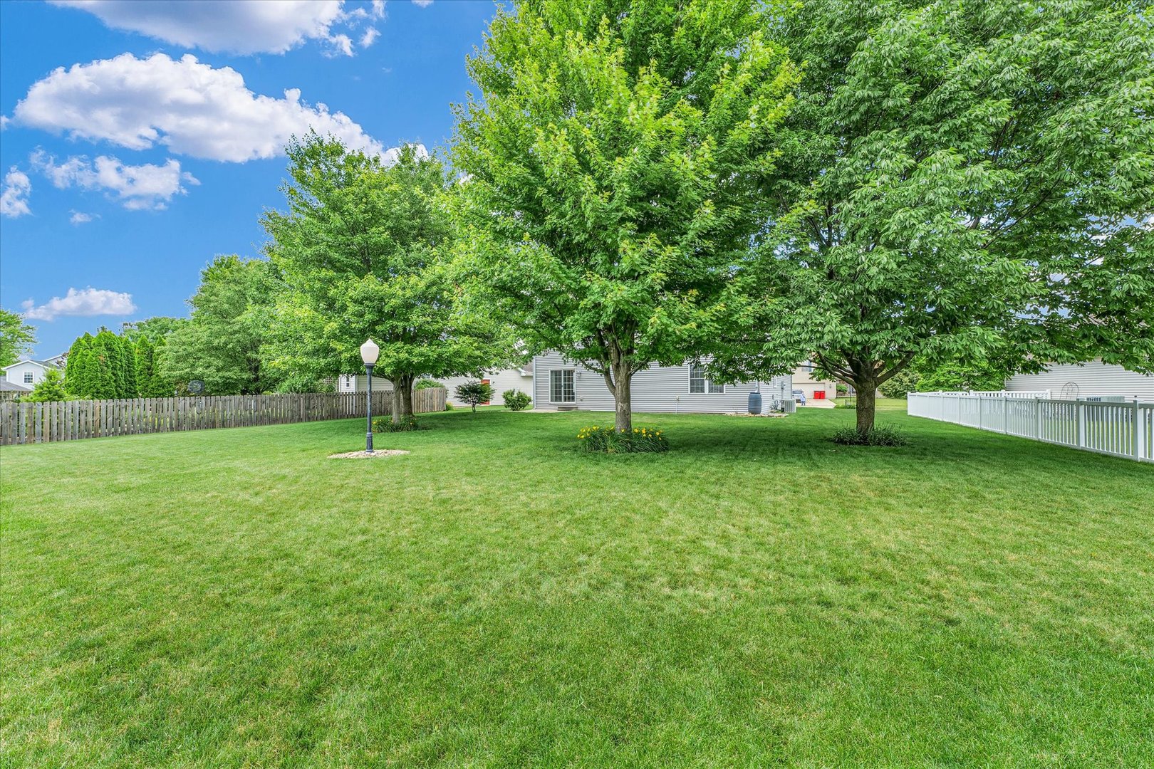 1208 Waters Edge Road Champaign, IL 61822 - Photo 50 of 53 Gallery Image 50
