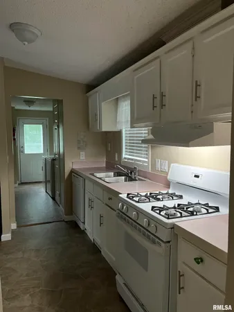 $49,000 | 3451 Ridge Avenue, Unit 65, Springfield, IL 62702