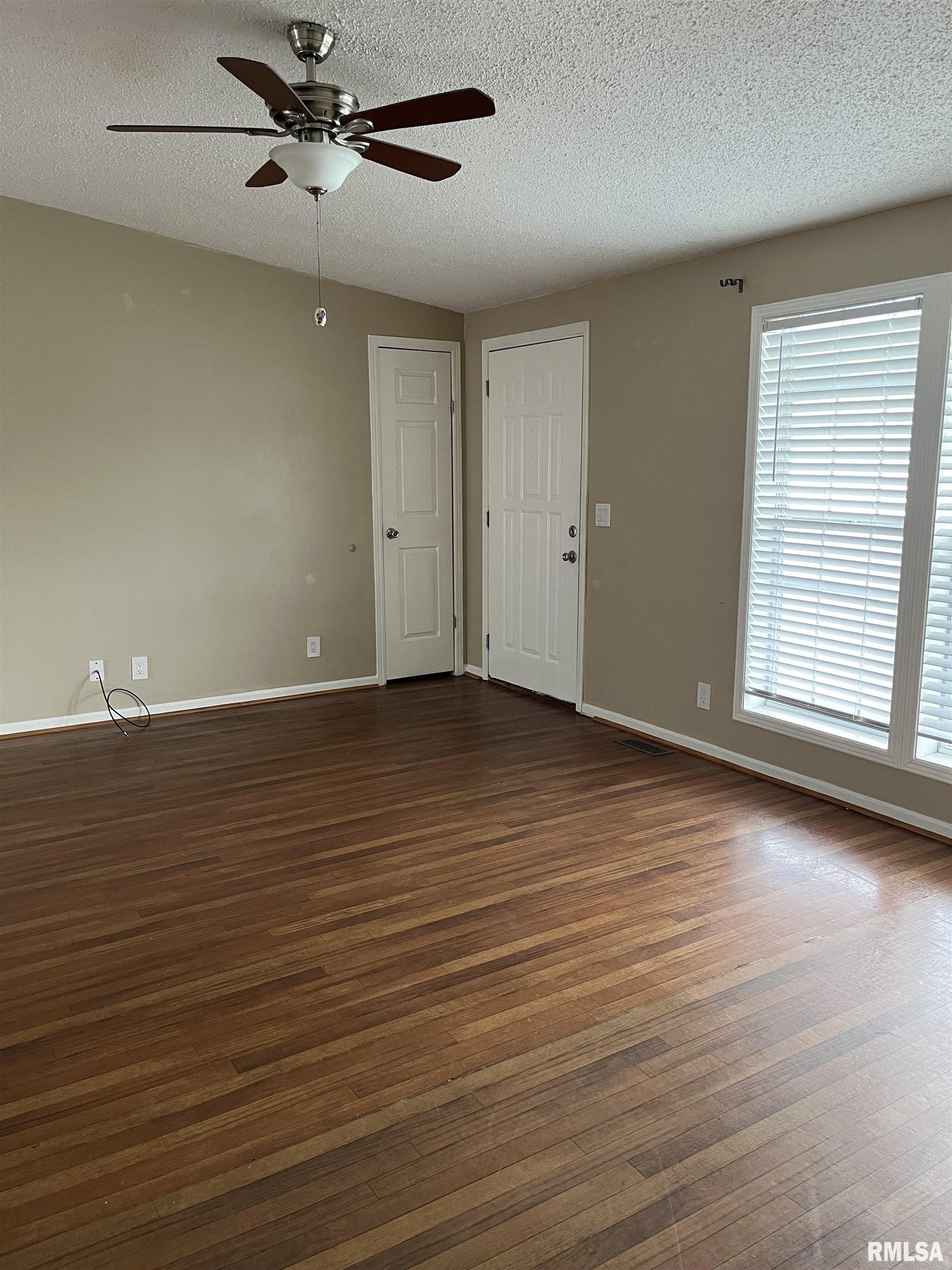 3451 Ridge Avenue, Unit 65 Springfield, IL 62702 - Photo 3 of 16