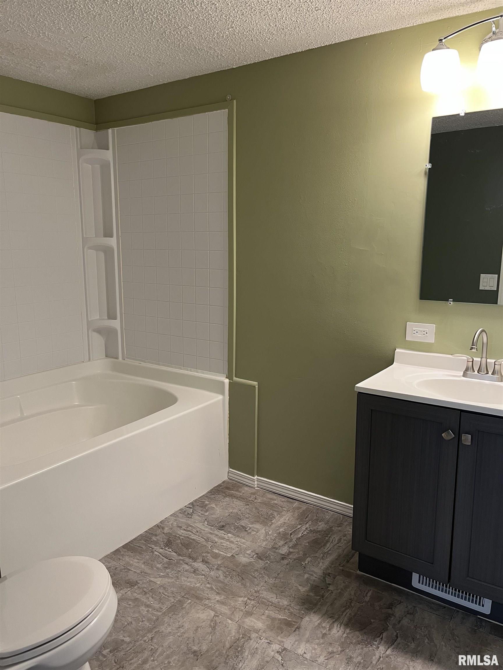 3451 Ridge Avenue, Unit 65 Springfield, IL 62702 - Photo 5 of 16