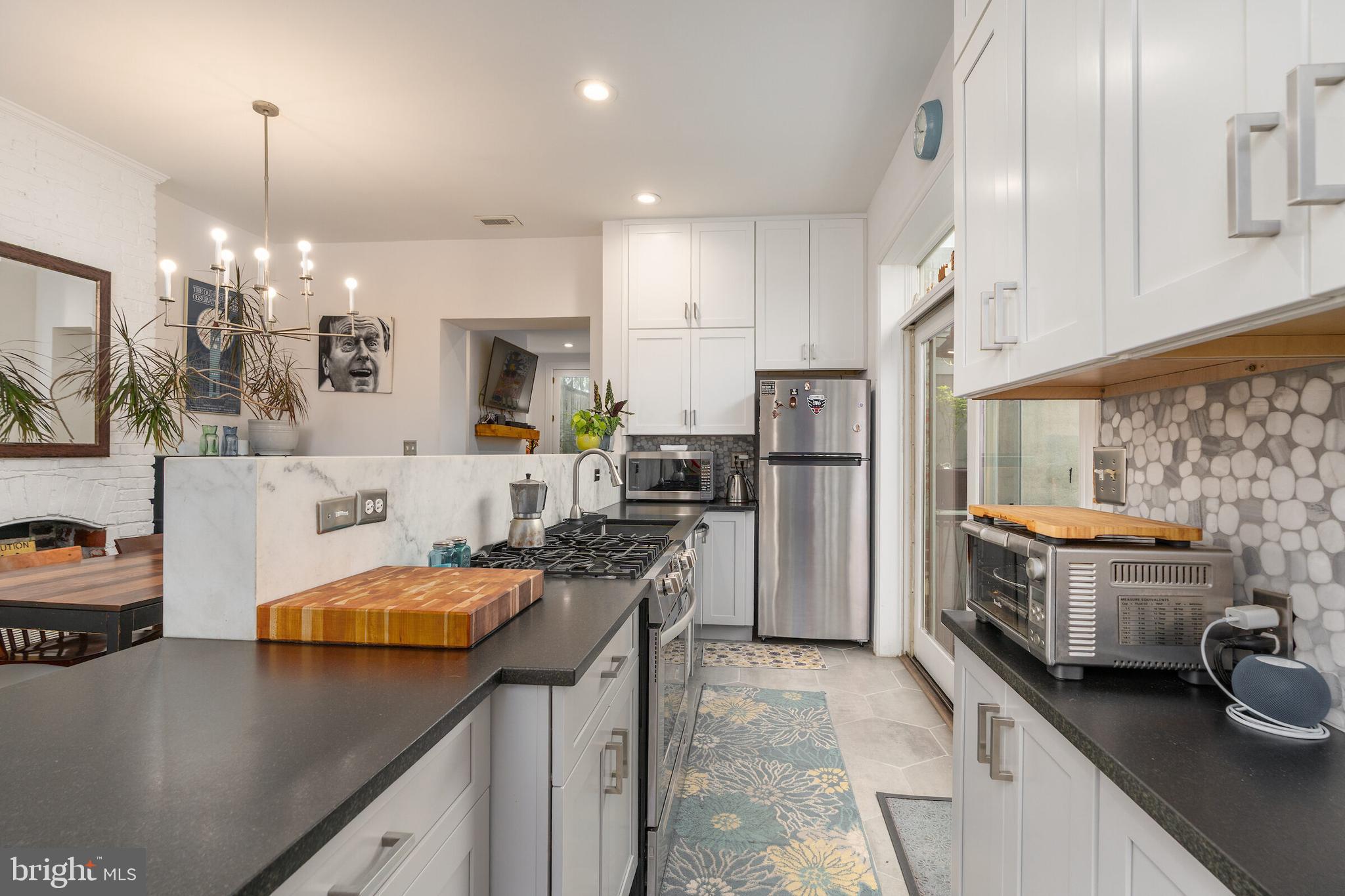 1307 6th Street Northwest Washington, DC 20001 - Photo 12 of 31