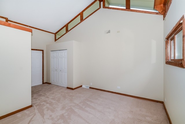 1011 East Irving Park Road Itasca, IL 60143 - Photo 9 of 18