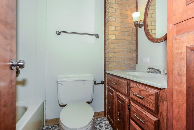 1011 East Irving Park Road Itasca, IL 60143 - Photo 10 of 18