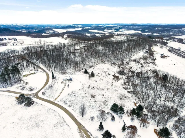 $20,000 | 2928-2929 Gatling Drive, La Valle, WI 53941