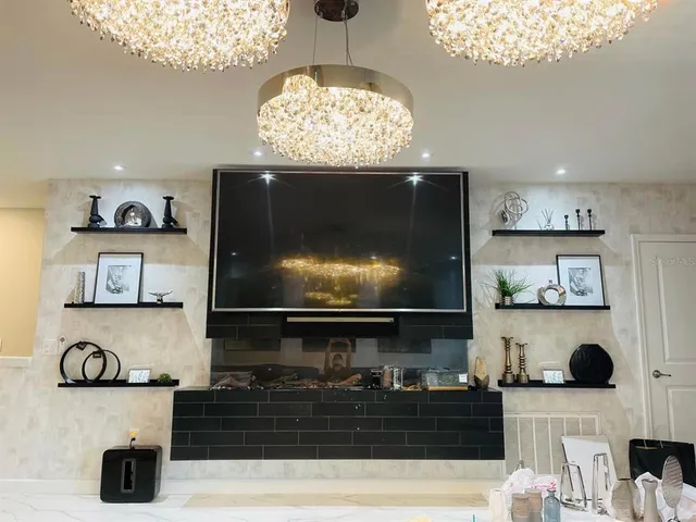 $4,799 | 711 North Rome Avenue, Tampa, FL 33606