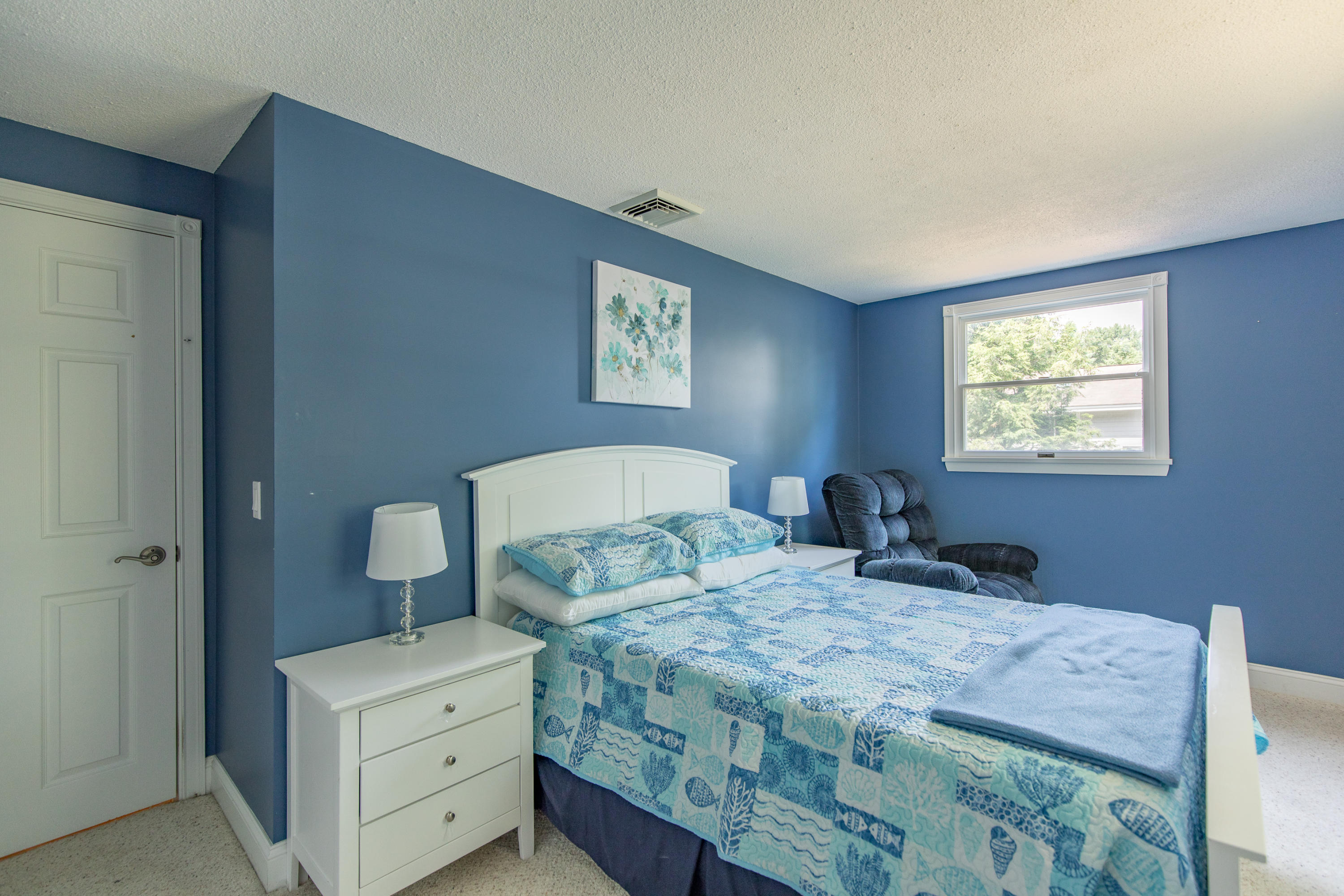 5 Beach Road Raymond, ME 04071 - Photo 29 of 47 Bedroom 3