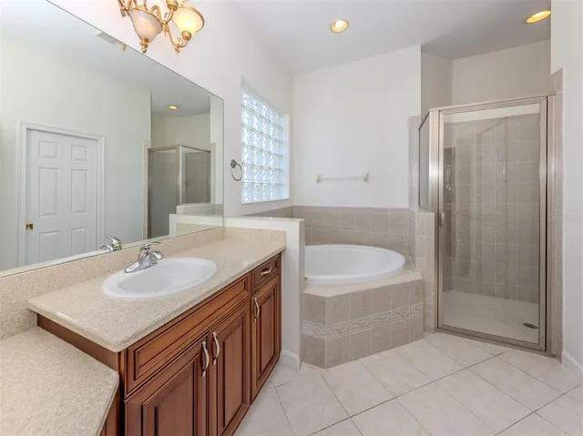 $699,900 | 141 Medici Terrace, North Venice, FL 34275