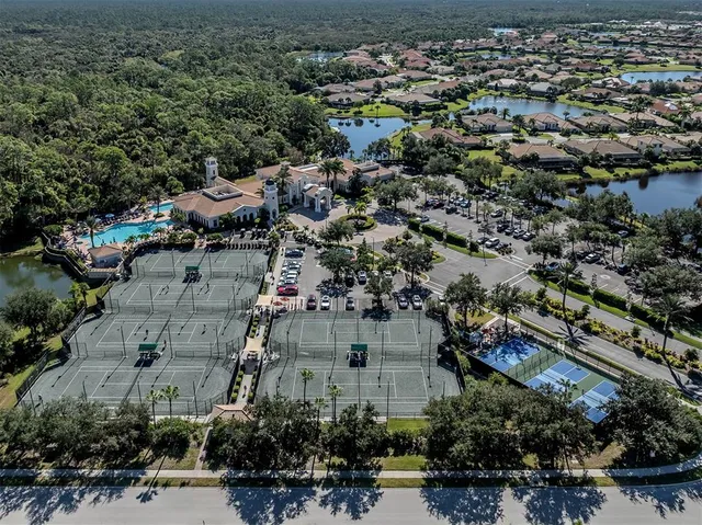 $699,900 | 141 Medici Terrace, North Venice, FL 34275