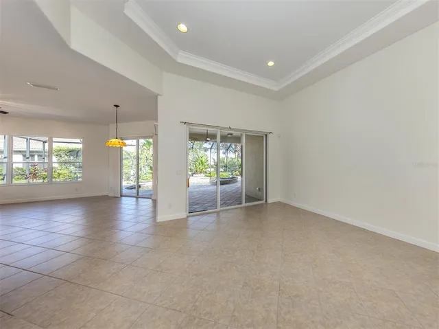 $699,900 | 141 Medici Terrace, North Venice, FL 34275