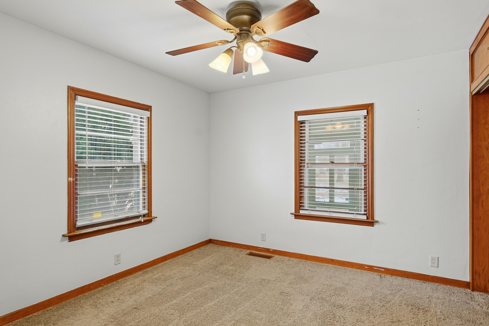 1024 Avery Avenue Dixon, IL 61021 - Photo 17 of 26