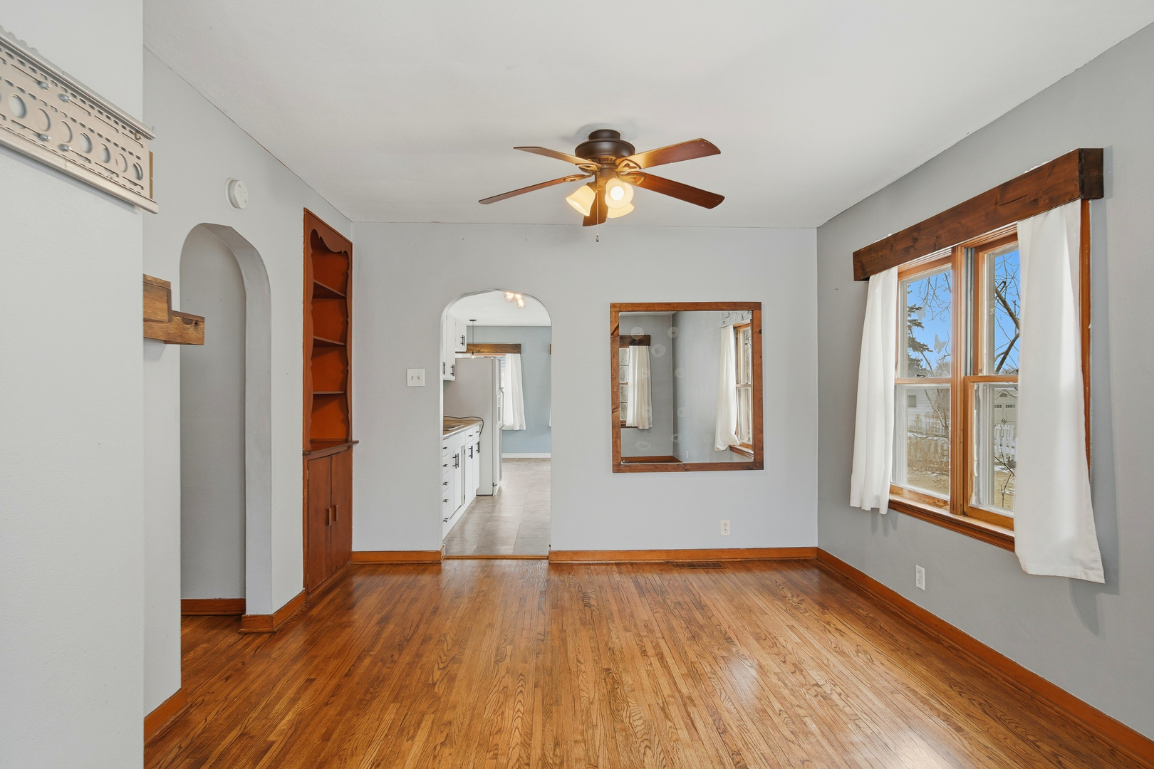 1024 Avery Avenue Dixon, IL 61021 - Photo 10 of 26