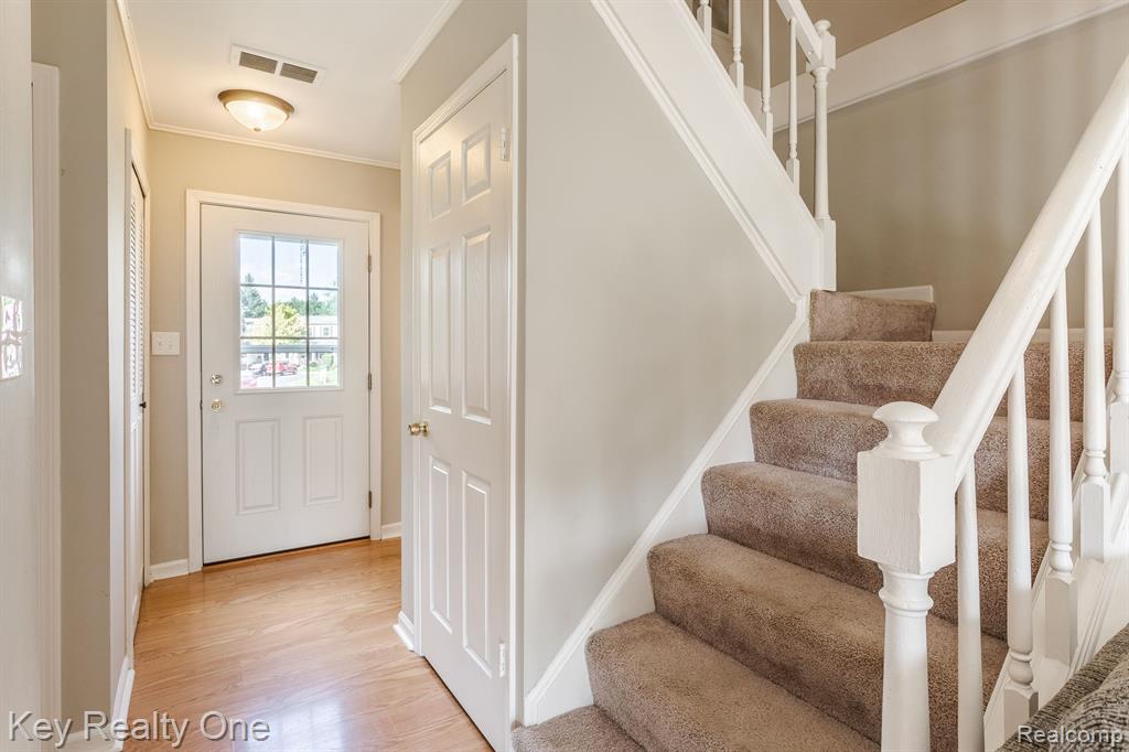 1145 Marquette Court Rochester Hills, MI 48307 - Photo 12 of 39