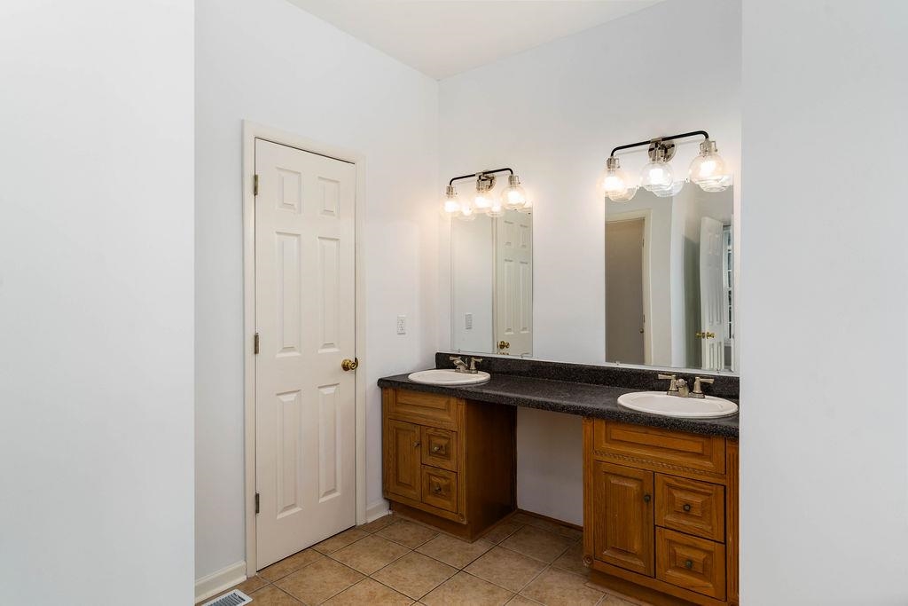 100 William E Free Path Union, SC 29379 - Photo 22 of 31