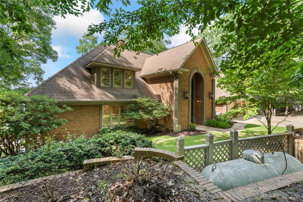6576 Yacht Club Road Flowery Branch, GA 30542 - Photo 9 of 186