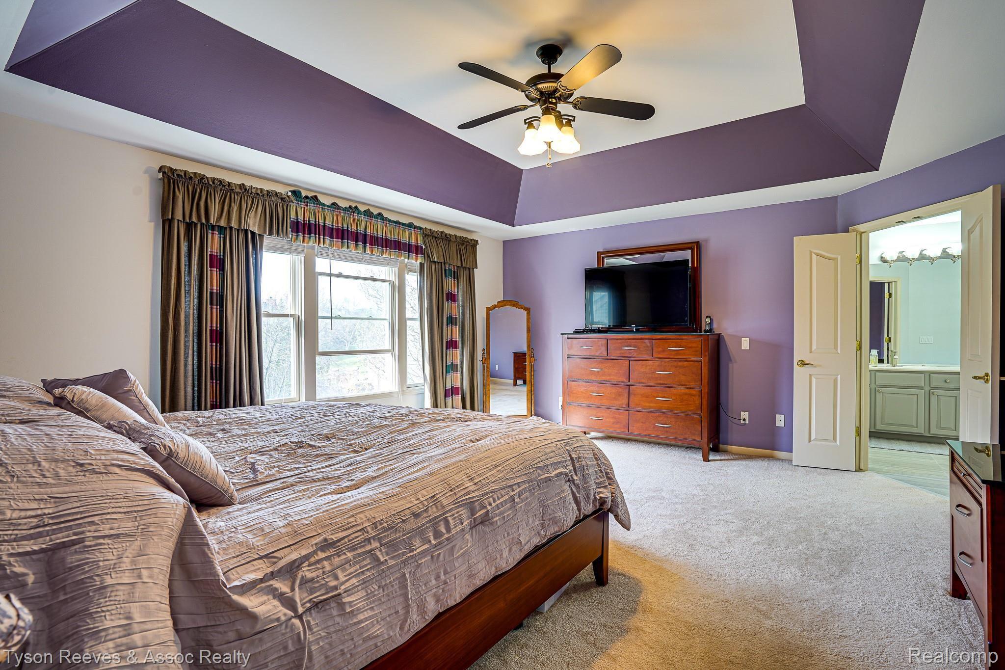 1957 Catlin Drive Rochester, MI 48306 - Photo 22 of 38 Master Bedroom 2.jpg