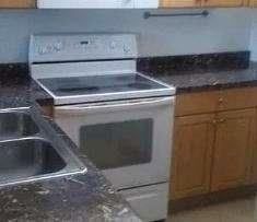 2501 Riverside Drive, Unit 417A Coral Springs, FL 33065 - Photo 3 of 8 a close view of stove
