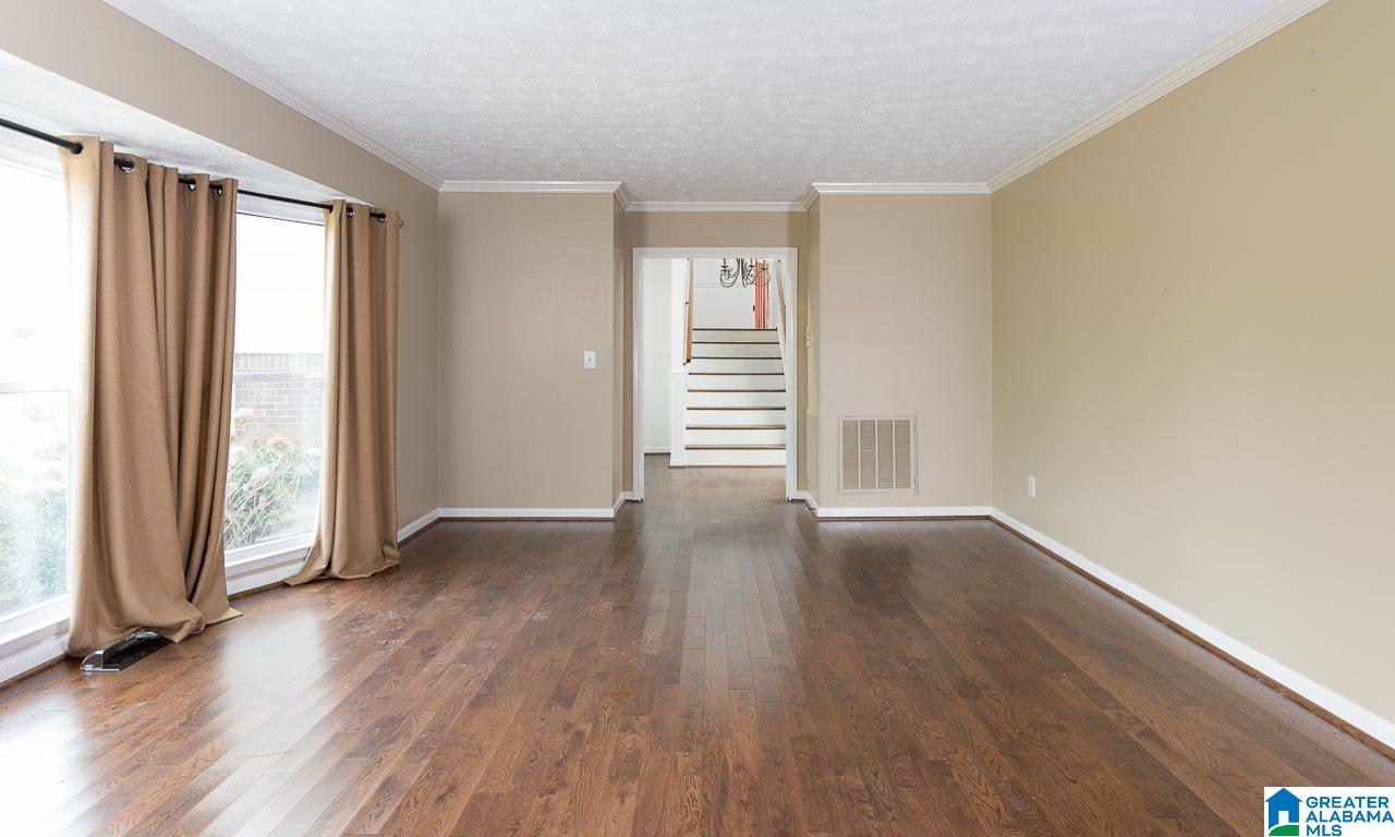 114 Hawthorne Street Talladega, AL 35160 - Photo 10 of 37