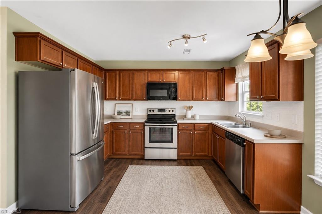 2509 Covington Loop Graham, NC 27253 - Photo 5 of 50
