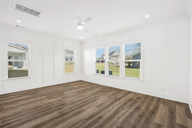 a view of an empty walk in closet